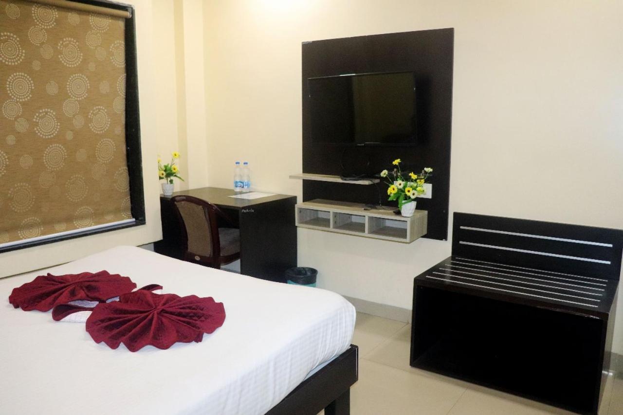 The Richi Rich Hotel And Resort Ιντόρ Εξωτερικό φωτογραφία
